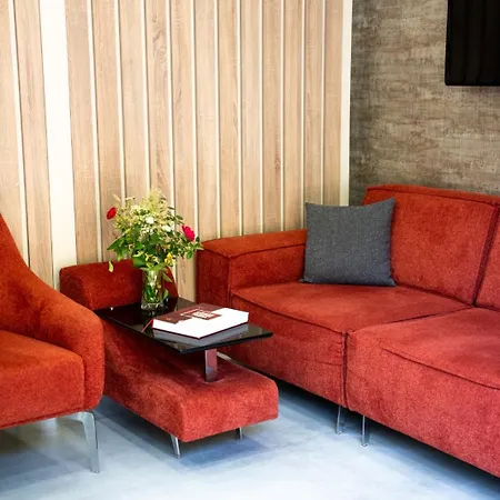 Lidzo Butik Hotel *